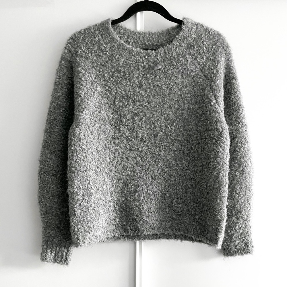 Aritzia • Wilfred • Boucle Sweater • Teddy • Grey • Boyfriend-cut